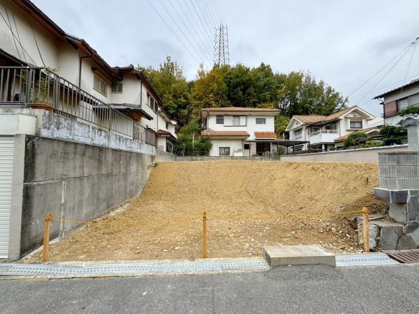 高槻市日吉台三番町の土地