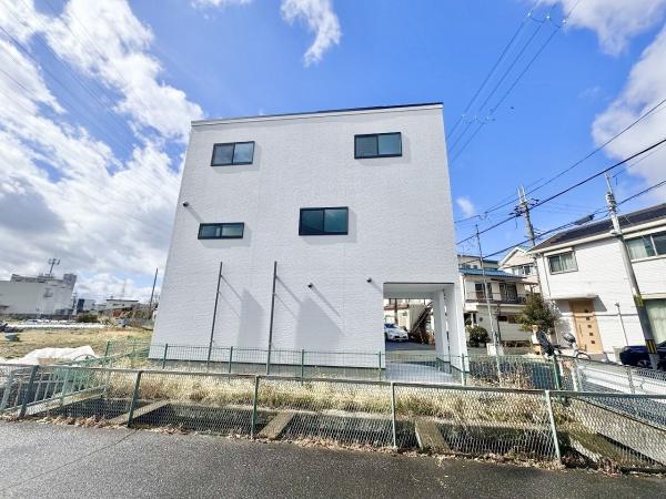 高槻市東天川３丁目の新築一戸建