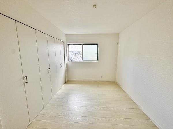 高槻市東天川３丁目の新築一戸建