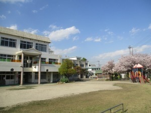 エンゼルハイムリバーサイド高槻 4階部分(五領幼稚園)