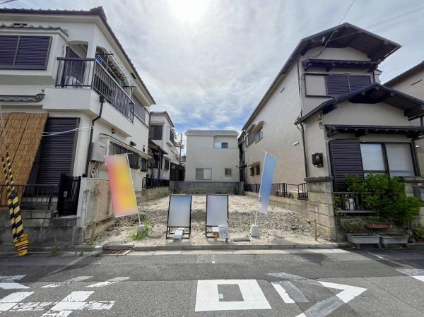 高槻市西冠３丁目の新築一戸建