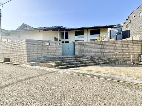 高槻市昭和台町２丁目の中古一戸建