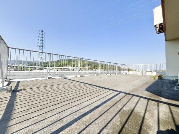 ユニハイム高槻　5階
