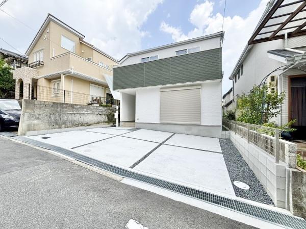 高槻市安岡寺町５丁目の新築一戸建