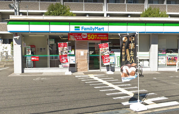 イトーピア高槻グランドガーデンズ 13階部分(ファミリーマート高槻古曽部店)