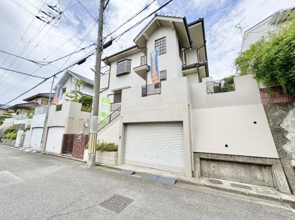 高槻市南平台５丁目の中古一戸建て