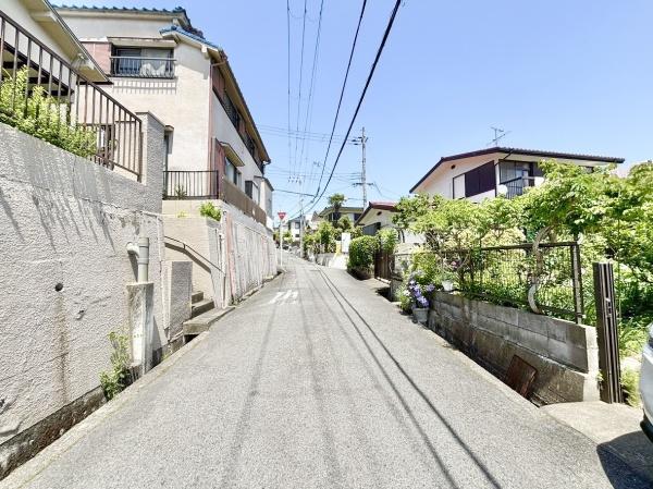 高槻市安岡寺町４丁目の土地