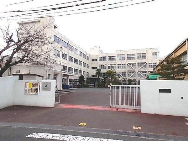 高槻市氷室町1丁目の新築一戸建(高槻市立郡家小学校)