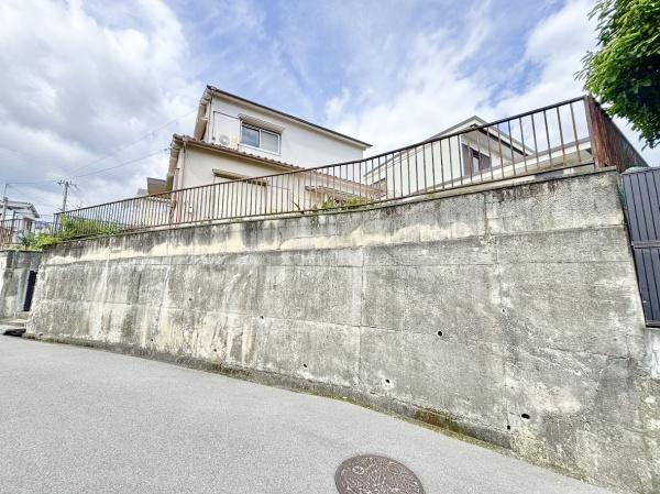 高槻市安岡寺町２丁目の土地
