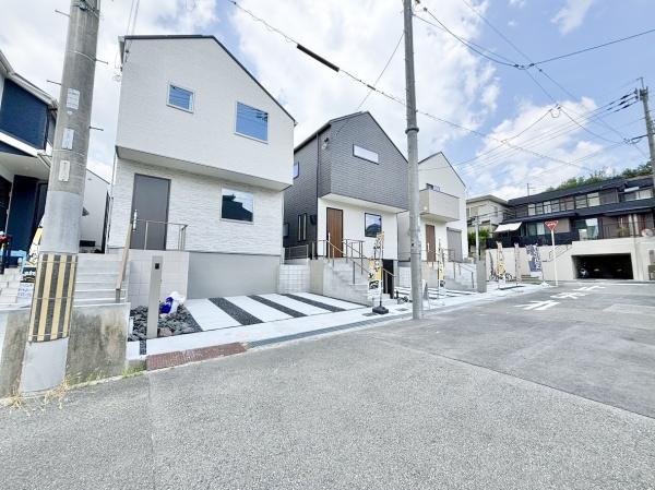 高槻市安岡寺町２丁目の中古一戸建て