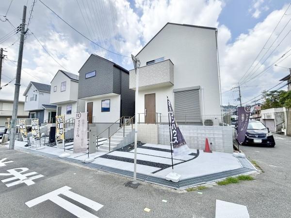高槻市安岡寺町２丁目の中古一戸建て
