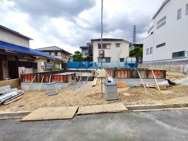高槻市安岡寺町２丁目の新築一戸建