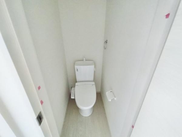 高槻市西冠１丁目の新築一戸建
