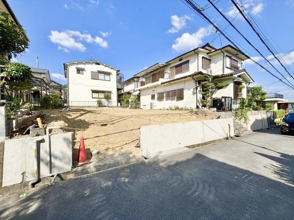 高槻市安岡寺町５丁目の土地