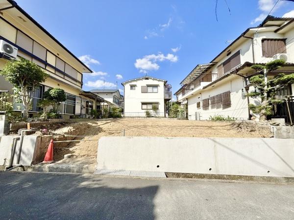 高槻市安岡寺町５丁目の土地