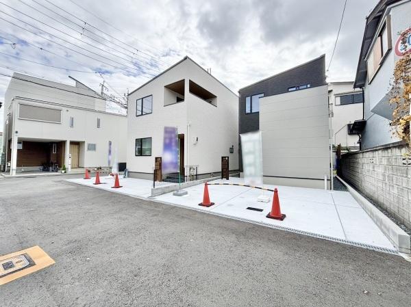 高槻市津之江北町の新築一戸建(分譲済街並み写真)