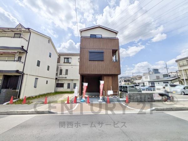 高槻市西冠２丁目の新築一戸建
