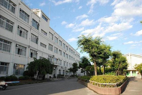 高槻市西冠3丁目の土地(高槻市立桜台小学校)