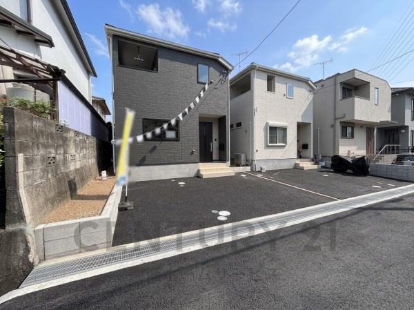 高槻市安岡寺町４丁目の新築一戸建