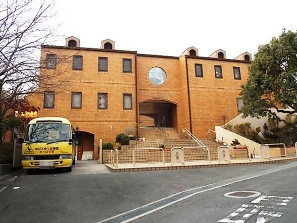 高槻市松が丘１丁目の土地(のびてゆく幼稚園)