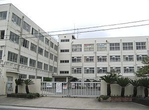 高槻市春日町の新築一戸建(高槻市立城南中学校)
