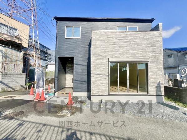 高槻市下田部町２丁目の新築一戸建