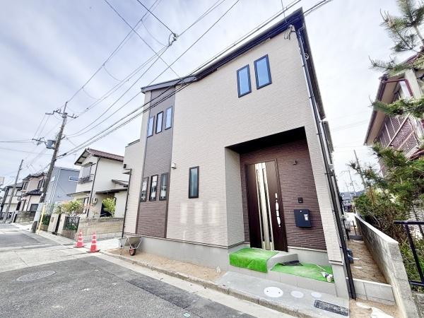 高槻市寿町３丁目の新築一戸建