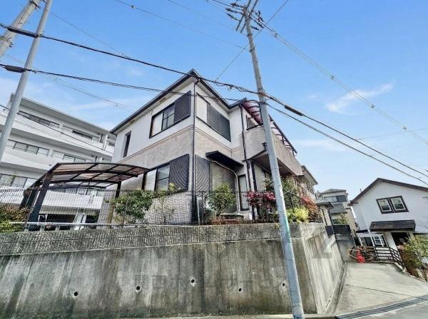 高槻市宮之川原３丁目の中古一戸建て