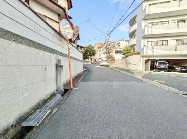 高槻市宮之川原３丁目の中古一戸建て