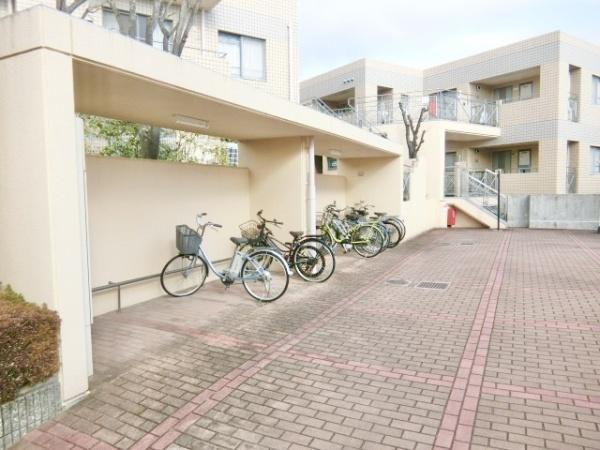 ライオンズヒルズ高槻　3階部分