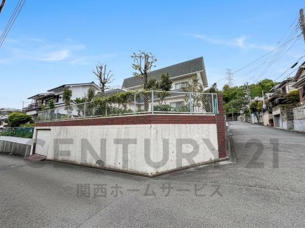 高槻市安岡寺町５丁目の中古一戸建て