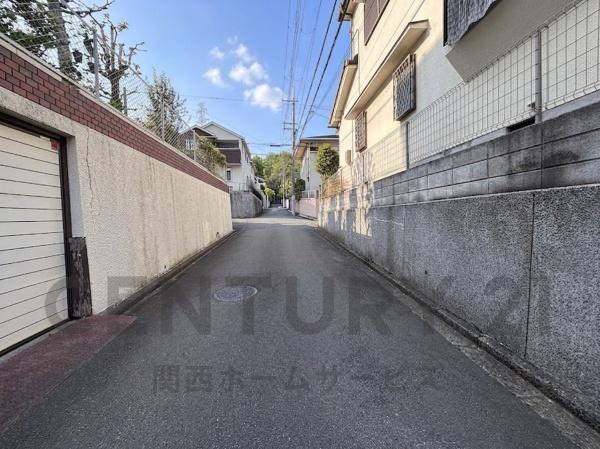 高槻市安岡寺町５丁目の中古一戸建て