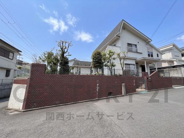 高槻市安岡寺町５丁目の中古一戸建て