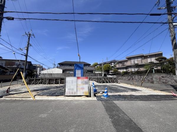 高槻市南平台２丁目の新築一戸建