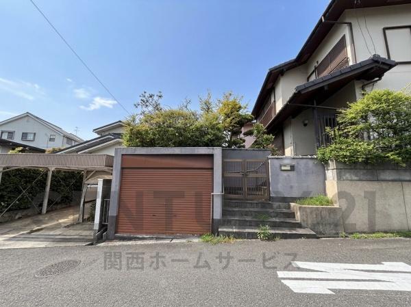 高槻市日吉台二番町の土地