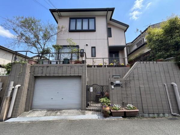 高槻市安岡寺町５丁目の中古一戸建