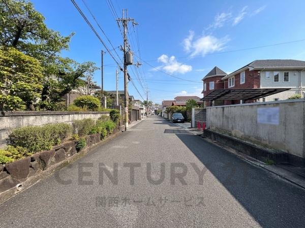 高槻市日吉台二番町の土地