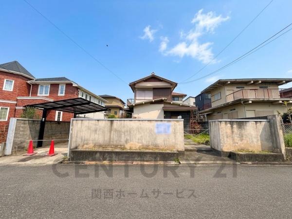 高槻市日吉台二番町の売土地
