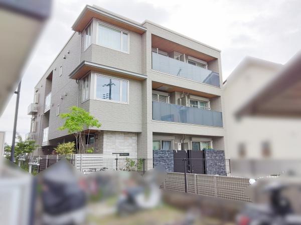 シャーメゾンAMAWEST