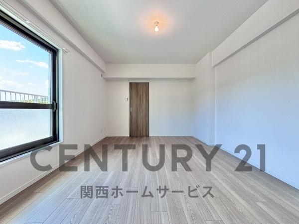 ユニハイム高槻　5階部分