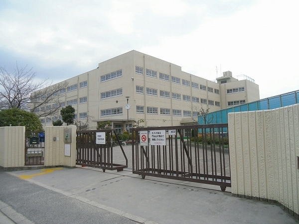 高槻市津之江町２丁目の土地(高槻市立如是中学校)