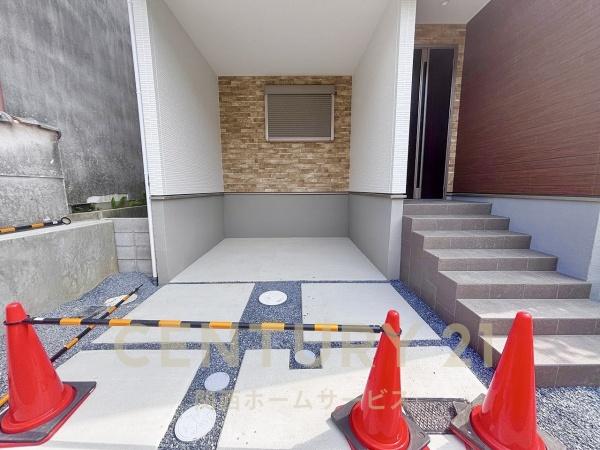 高槻市西冠１丁目の新築一戸建
