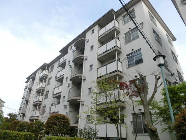 高槻塚原台ハイツ７号棟