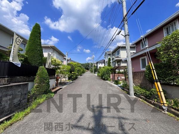 高槻市高見台の中古一戸建て