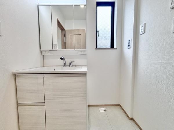 高槻市春日町の新築一戸建