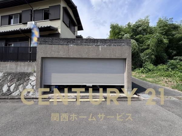 高槻市日吉台六番町の中古一戸建て