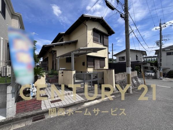 高槻市日吉台六番町の中古一戸建て