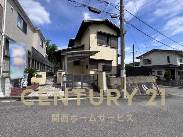 高槻市日吉台六番町の中古一戸建て