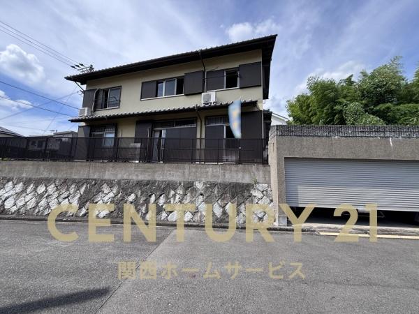 高槻市日吉台六番町の中古一戸建て