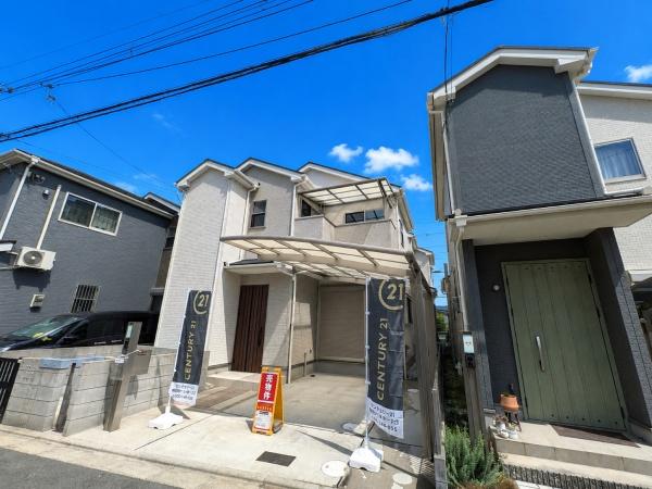 高槻市大冠町３丁目の中古一戸建て
